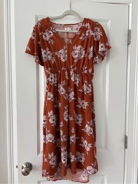Isabel Maternity by Ingrid & Isabel Rust Floral Midi Dress
